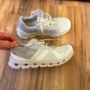 Cloudrunner Shoes